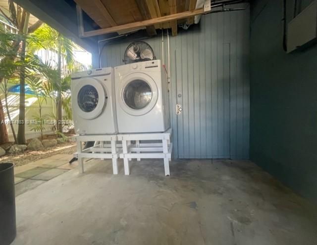 出租: $4,500 (3 贝兹, 1 浴室, 1116 平方英尺)