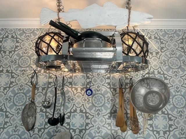 出租: $4,500 (3 贝兹, 1 浴室, 1116 平方英尺)