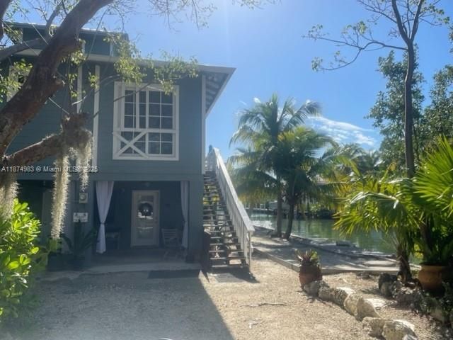 出租: $4,500 (3 贝兹, 1 浴室, 1116 平方英尺)