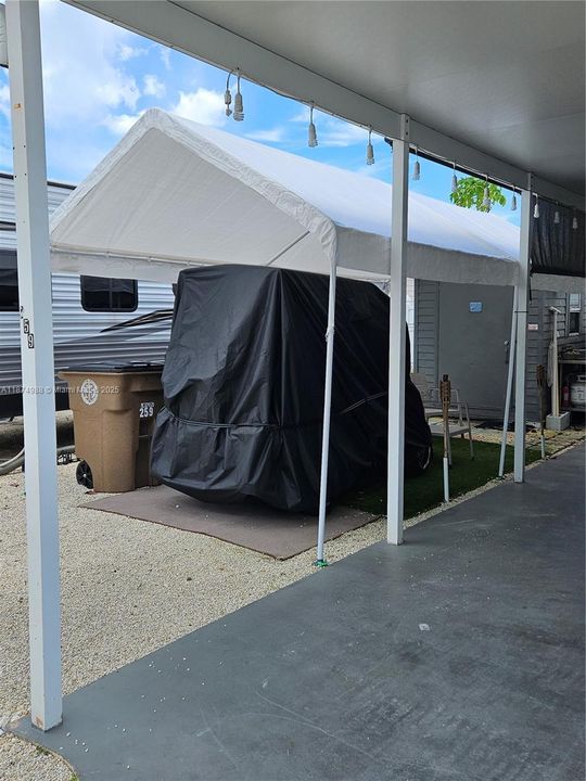 待售: $375,000 (2 贝兹, 1 浴室, 0 平方英尺)