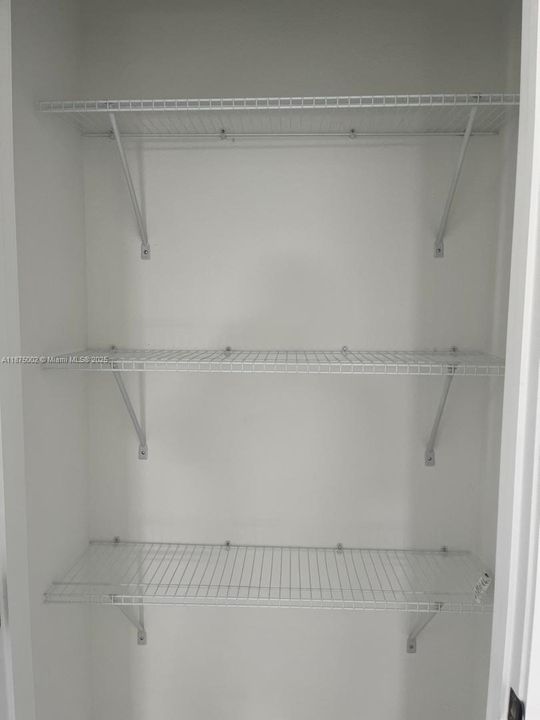 最近租的: $2,250 (3 贝兹, 2 浴室, 0 平方英尺)