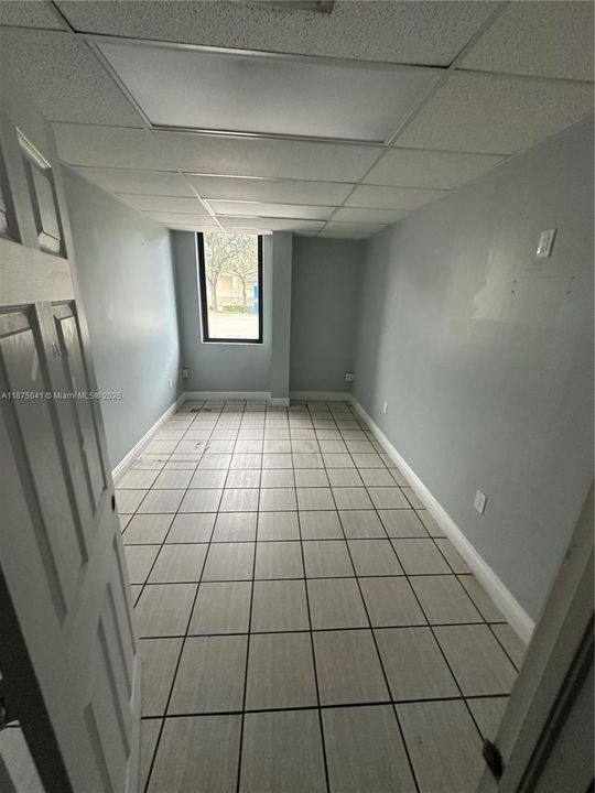 出租: $3,802 (0 贝兹, 0 浴室, 0 平方英尺)