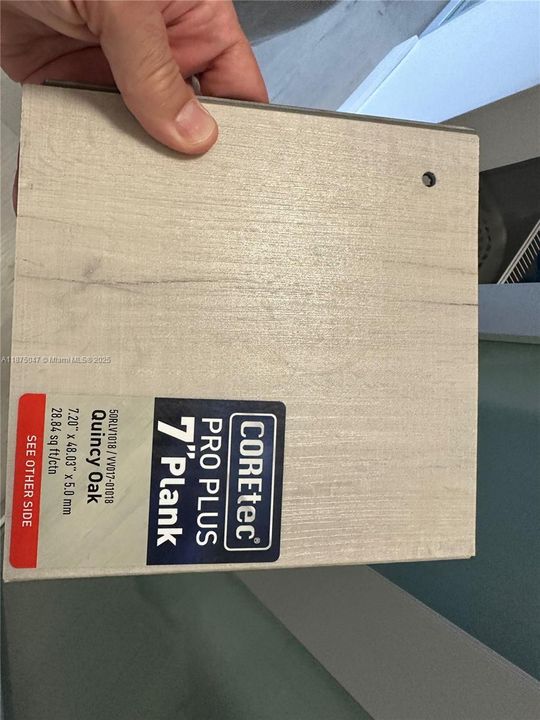 合同活跃: $249,000 (2 贝兹, 2 浴室, 1190 平方英尺)