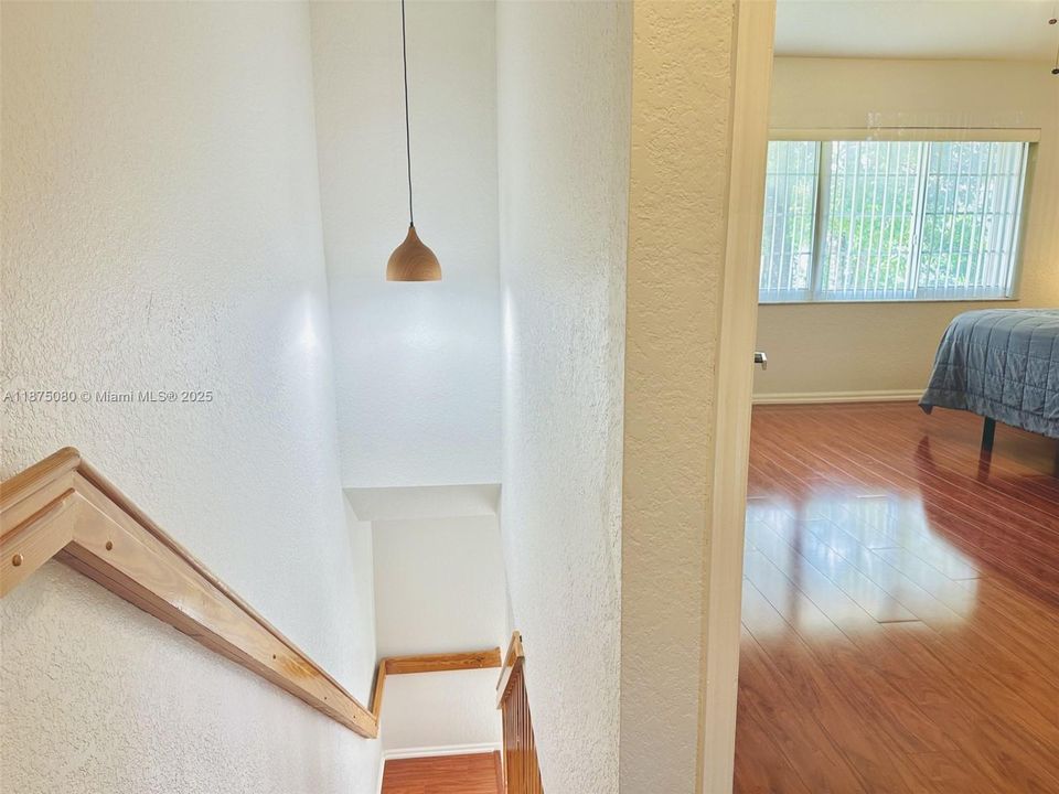 На продажу: $422,000 (3 спален, 2 ванн, 1473 Квадратных фут)