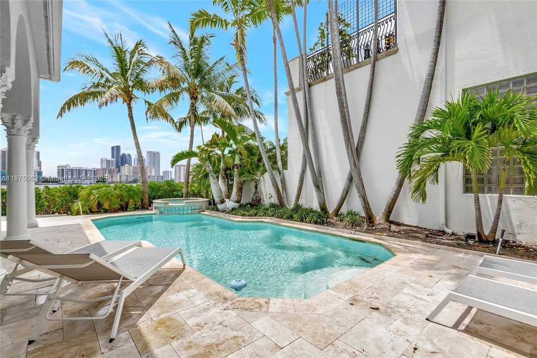 For Sale: $9,999,999 (4 beds, 5 baths, 5319 Square Feet)