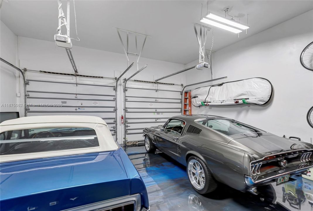 For Sale: $9,999,999 (4 beds, 5 baths, 5319 Square Feet)