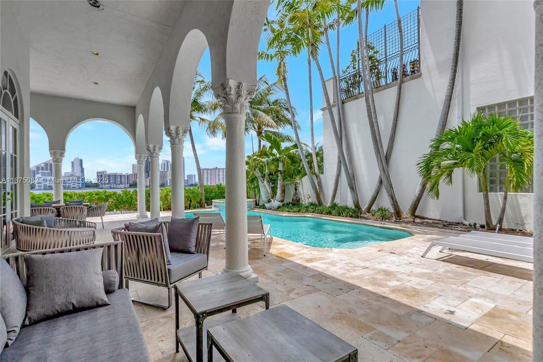 For Sale: $9,999,999 (4 beds, 5 baths, 5319 Square Feet)