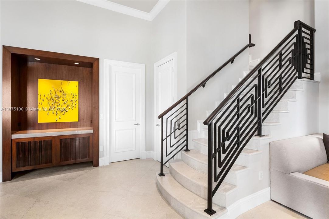 Vendido Recientemente: $14,995,000 (5 camas, 6 baños, 7796 Pies cuadrados)