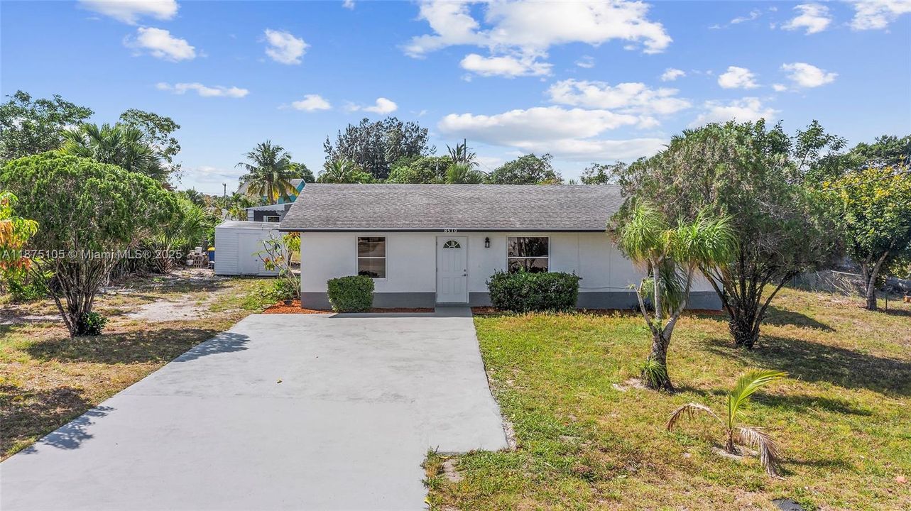 Recently Sold: $353,000 (3 beds, 2 baths, 1134 Square Feet)