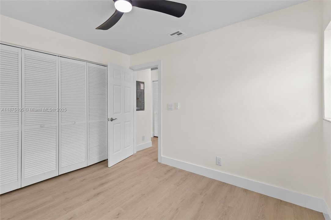 Recently Sold: $353,000 (3 beds, 2 baths, 1134 Square Feet)