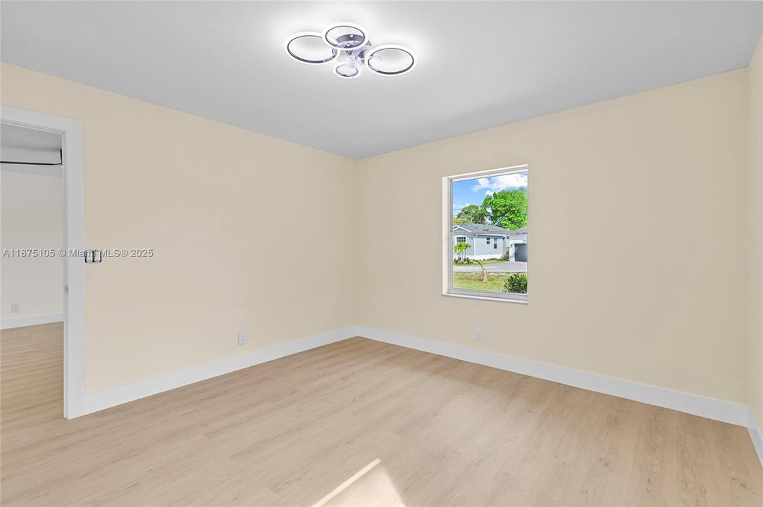 Recently Sold: $353,000 (3 beds, 2 baths, 1134 Square Feet)