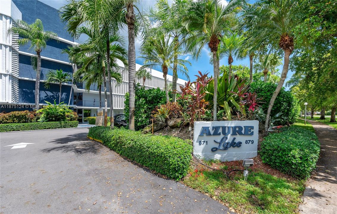 Active With Contract: $180,000 (2 beds, 2 baths, 1321 Square Feet)