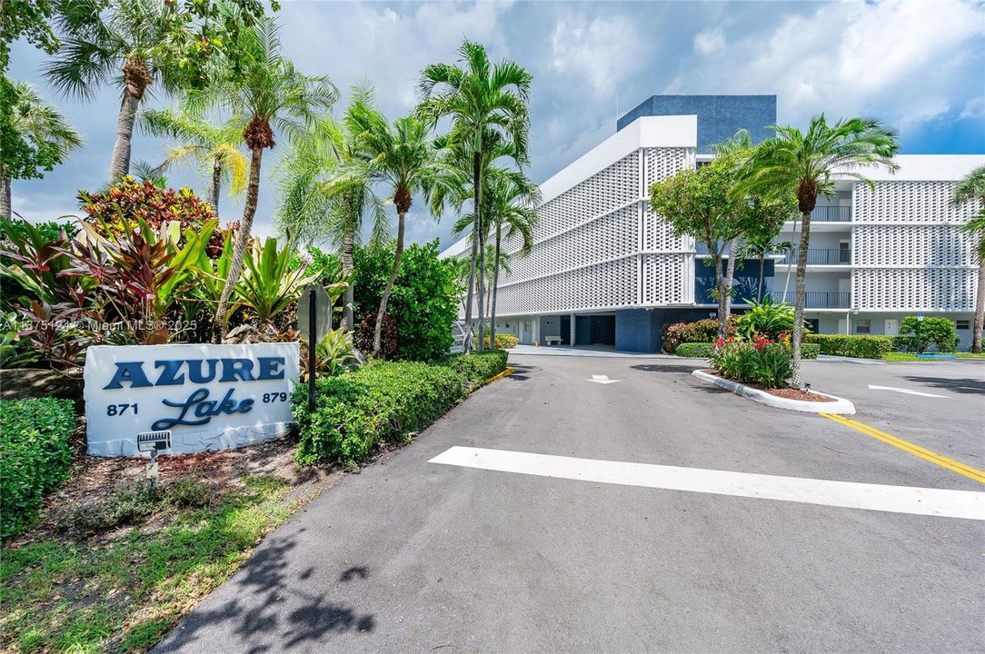 Active With Contract: $180,000 (2 beds, 2 baths, 1321 Square Feet)