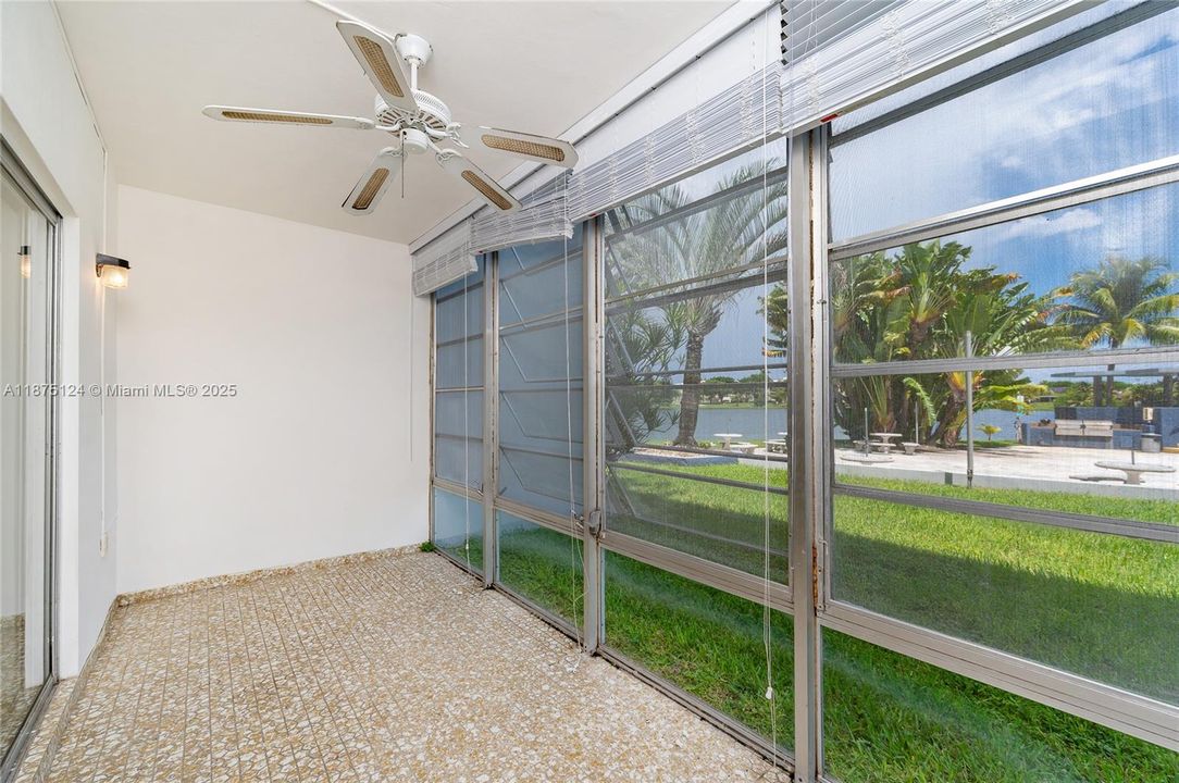 Active With Contract: $180,000 (2 beds, 2 baths, 1321 Square Feet)