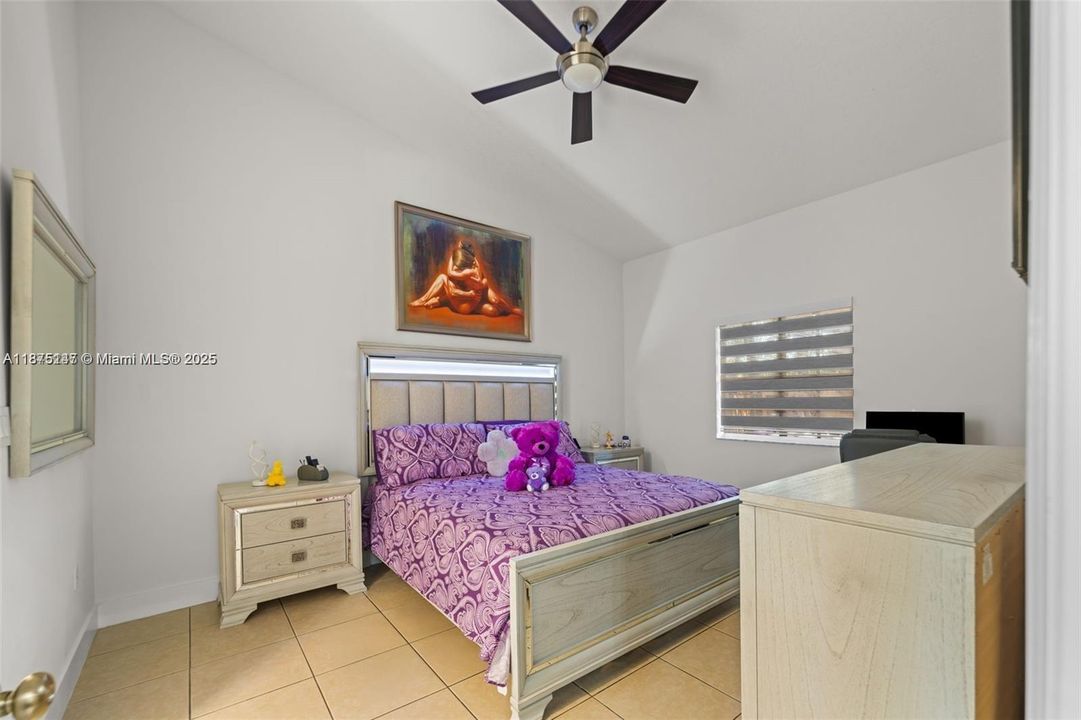 Active With Contract: $2,450 (3 beds, 2 baths, 1258 Square Feet)