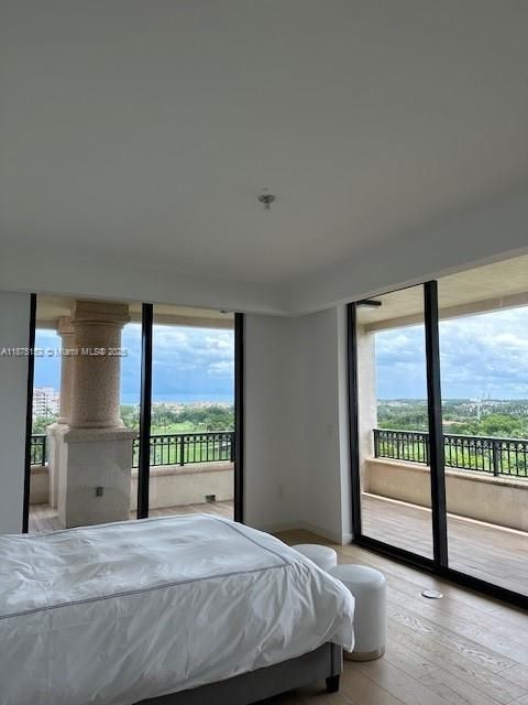 For Sale: $13,500,000 (3 beds, 3 baths, 3667 Square Feet)