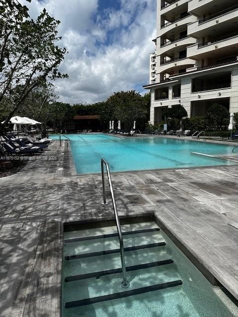 For Sale: $13,500,000 (3 beds, 3 baths, 3667 Square Feet)