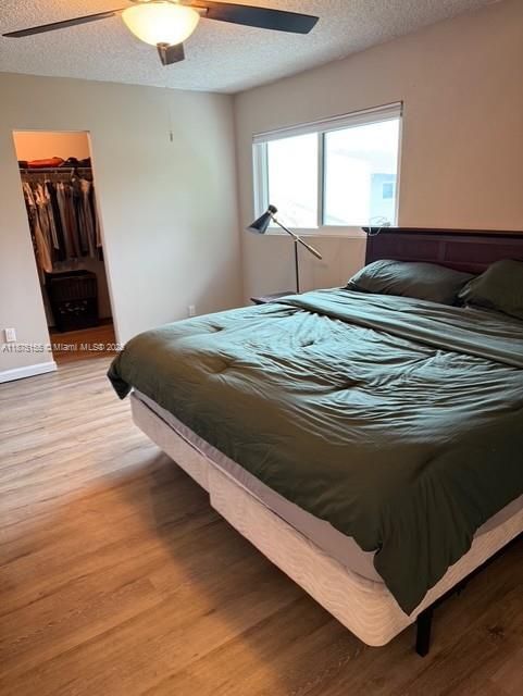 合同活跃: $364,000 (3 贝兹, 2 浴室, 1518 平方英尺)