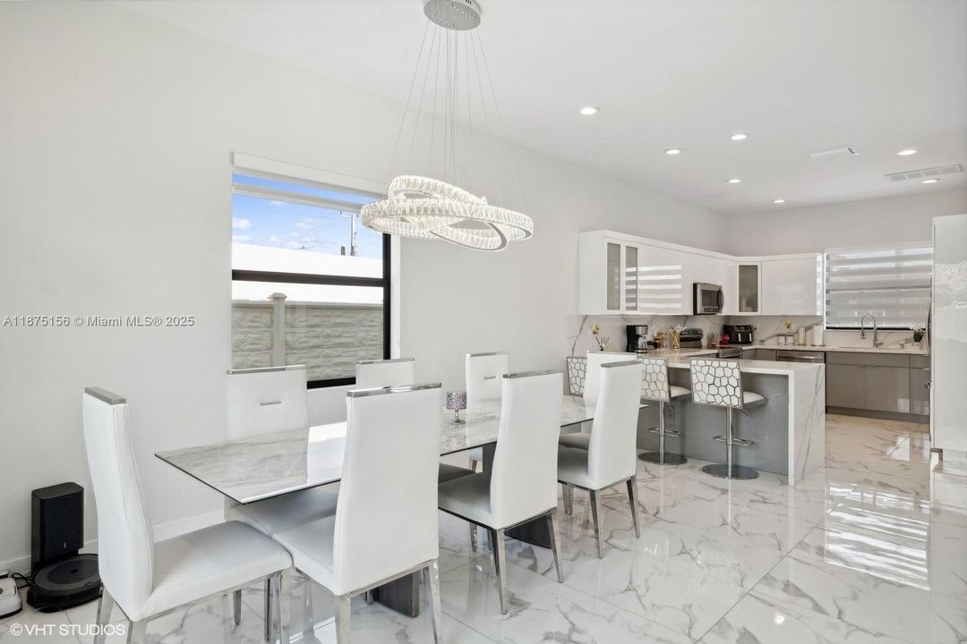 For Sale: $1,550,000 (5 beds, 4 baths, 3342 Square Feet)