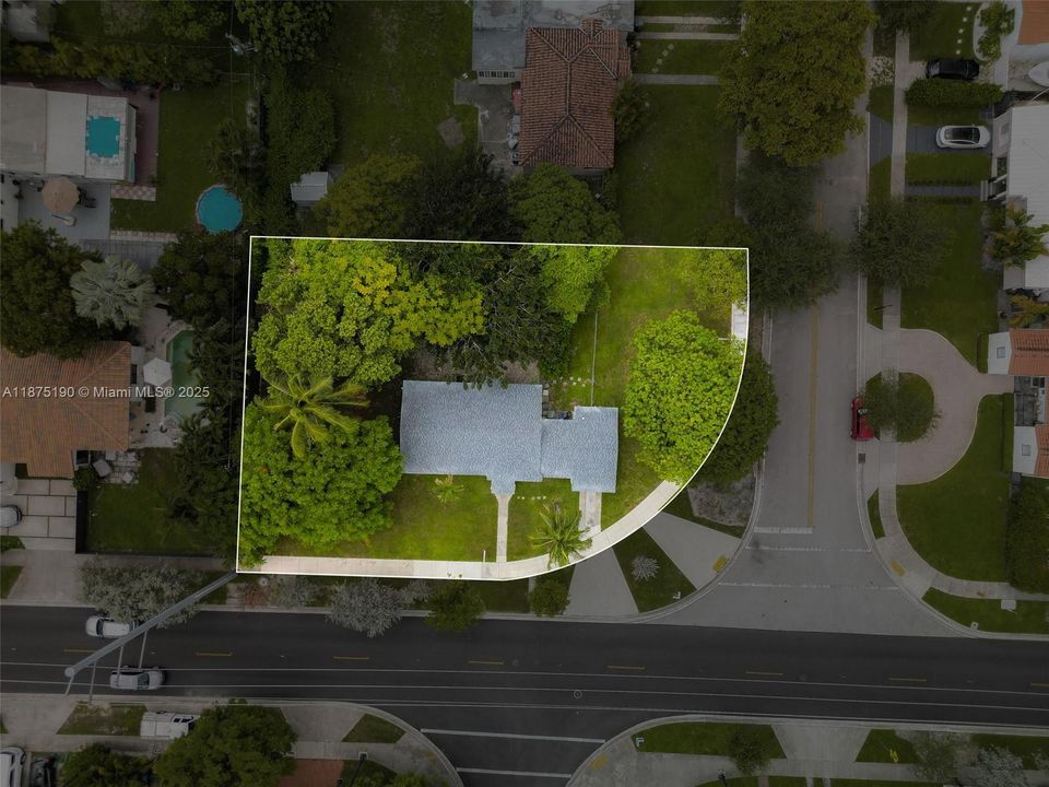 For Sale: $814,000 (3 beds, 1 baths, 1154 Square Feet)