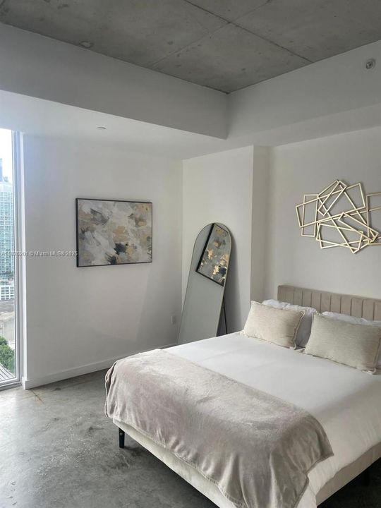 待售: $349,000 (1 贝兹, 1 浴室, 526 平方英尺)