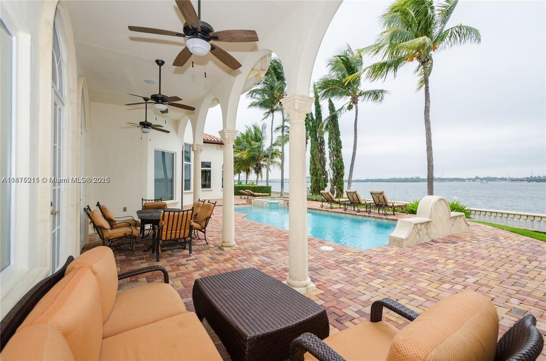 For Rent: $37,000 (5 beds, 5 baths, 5987 Square Feet)