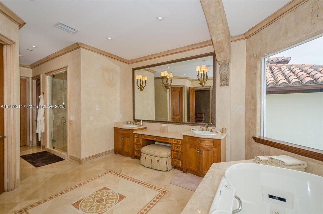 For Rent: $37,000 (5 beds, 5 baths, 5987 Square Feet)