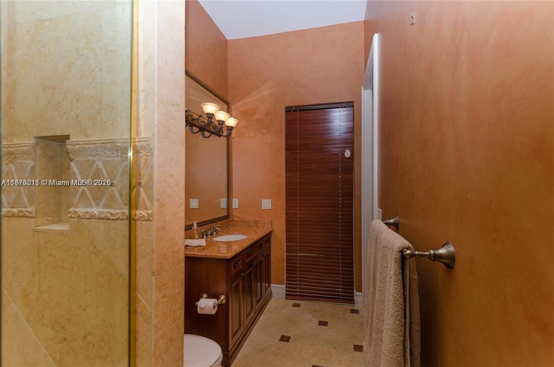 For Rent: $37,000 (5 beds, 5 baths, 5987 Square Feet)