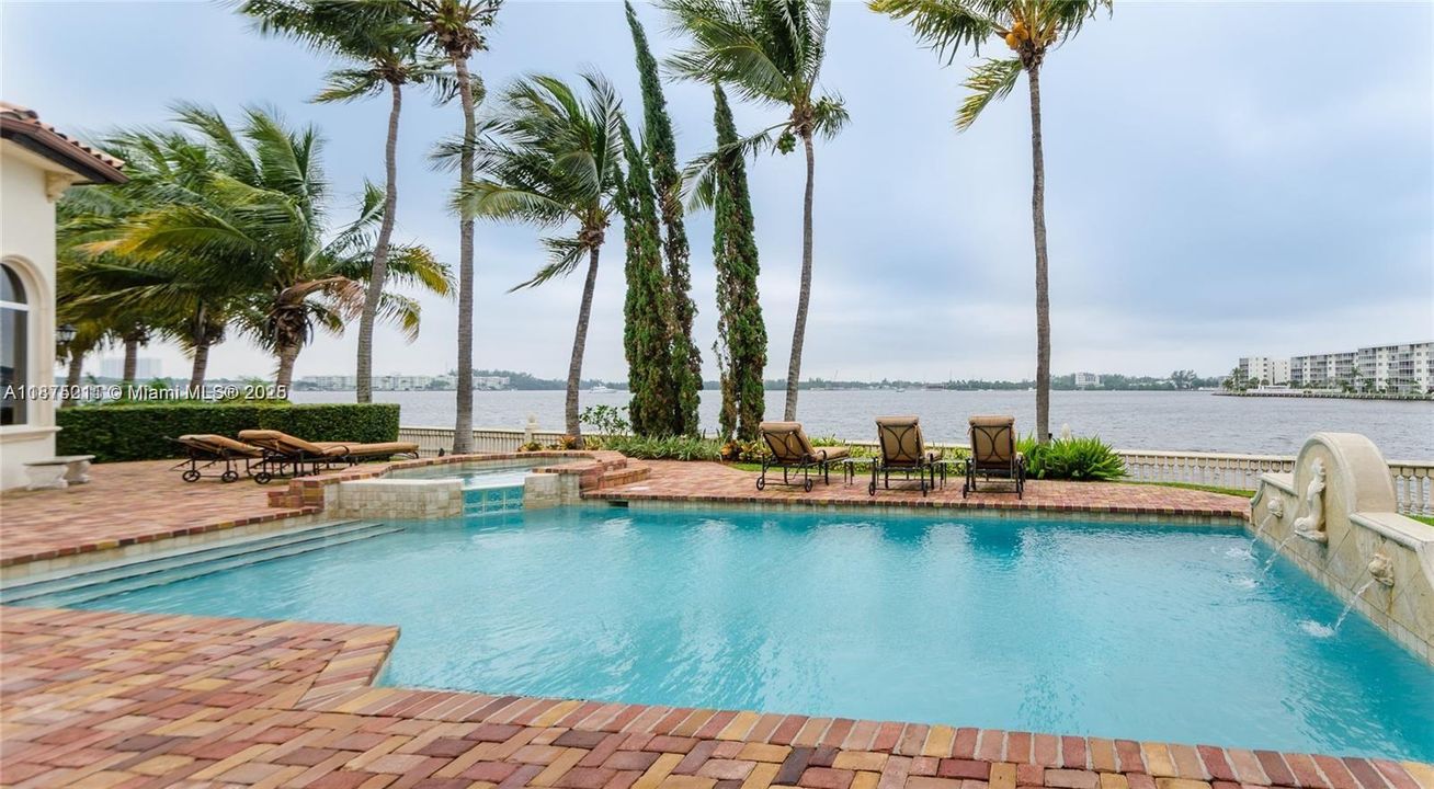 For Rent: $37,000 (5 beds, 5 baths, 5987 Square Feet)