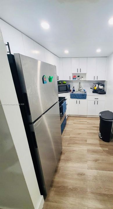 For Sale: $185,000 (2 beds, 2 baths, 856 Square Feet)