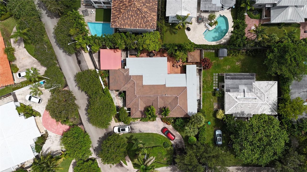 En Venta: $3,200,000 (4 camas, 3 baños, 2958 Pies cuadrados)