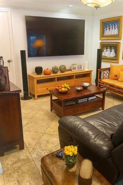 En Venta: $3,200,000 (4 camas, 3 baños, 2958 Pies cuadrados)