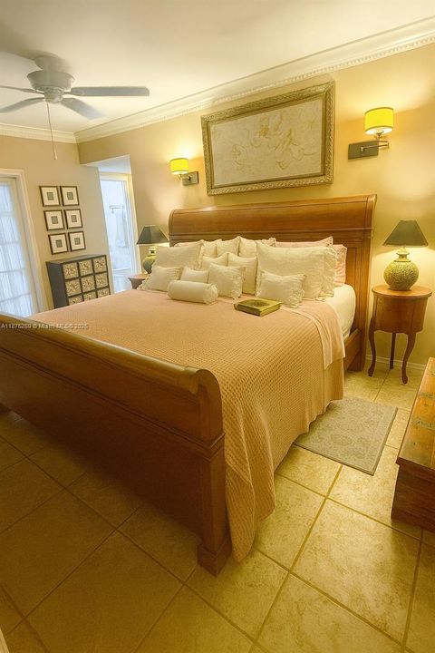 En Venta: $3,200,000 (4 camas, 3 baños, 2958 Pies cuadrados)