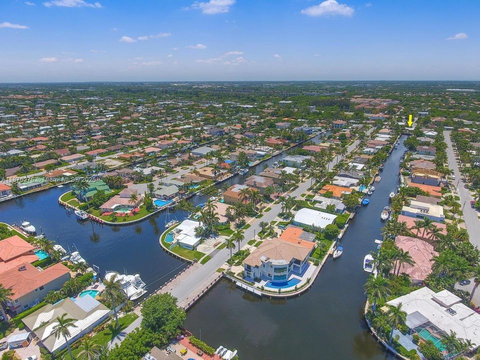 Active With Contract: $1,798,000 (3 beds, 2 baths, 1892 Square Feet)