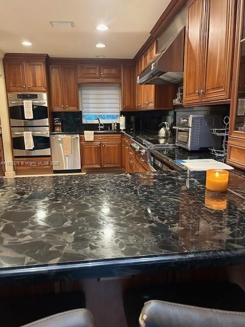 Active With Contract: $1,798,000 (3 beds, 2 baths, 1892 Square Feet)