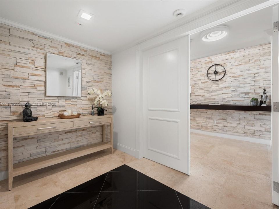 Active With Contract: $2,799,000 (4 beds, 4 baths, 3620 Square Feet)