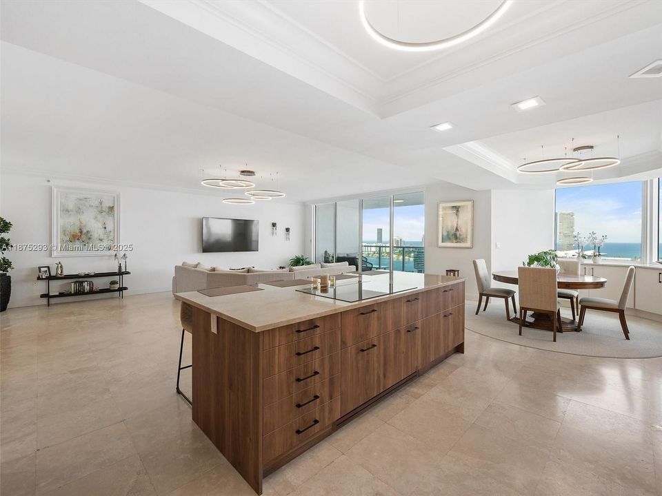 Active With Contract: $2,799,000 (4 beds, 4 baths, 3620 Square Feet)