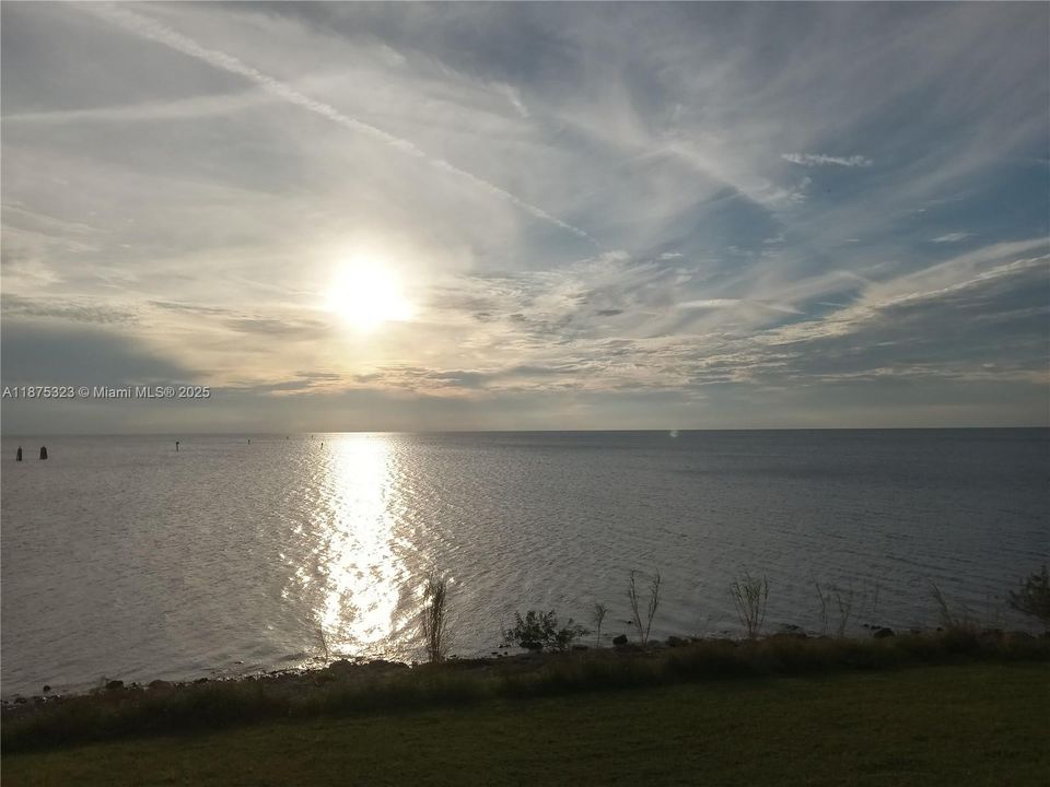 На продажу: $165,000 (2.00 acres)