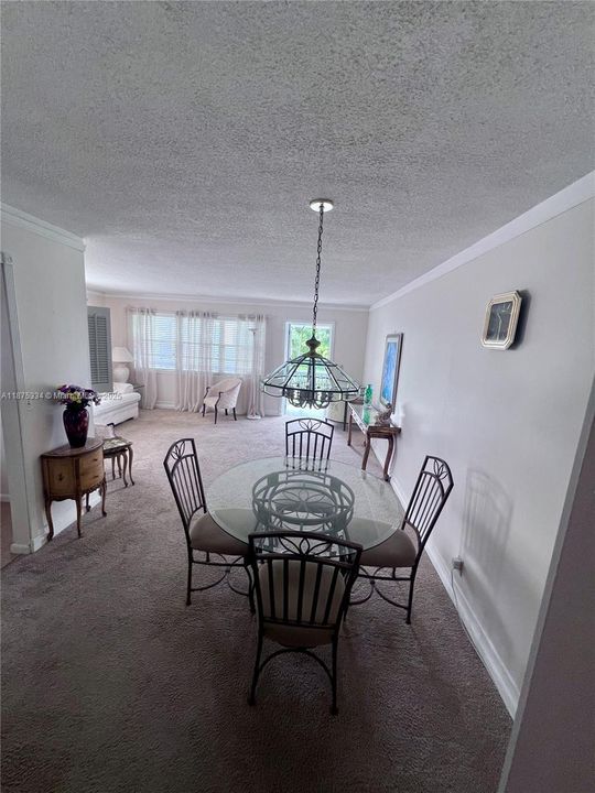 For Sale: $78,500 (1 beds, 1 baths, 684 Square Feet)