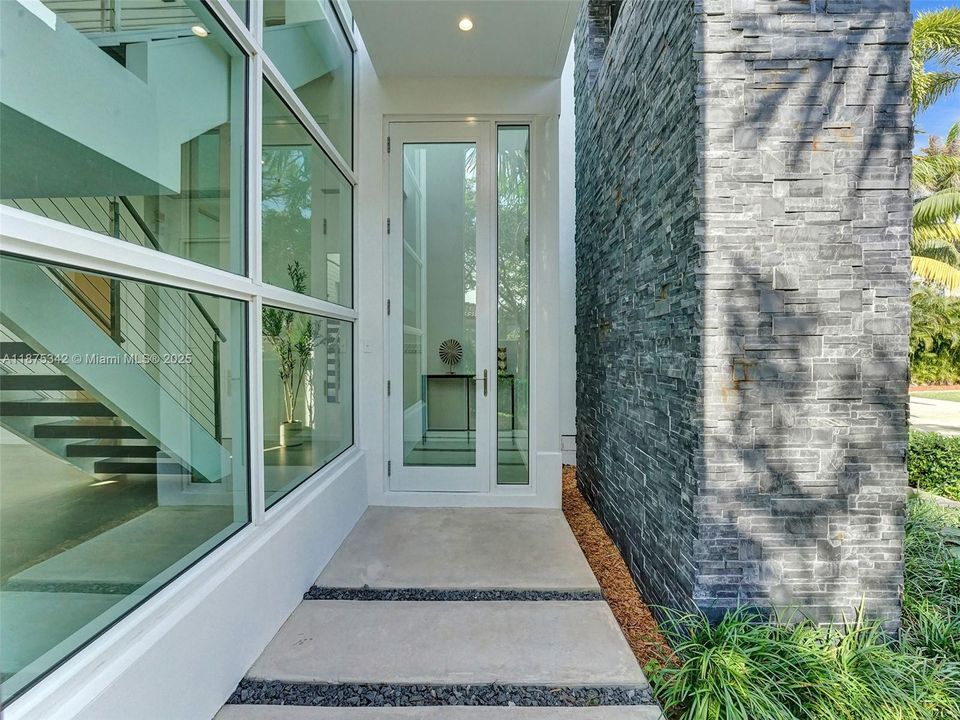 В аренду: $21,900 (4 спален, 3 ванн, 3804 Квадратных фут)