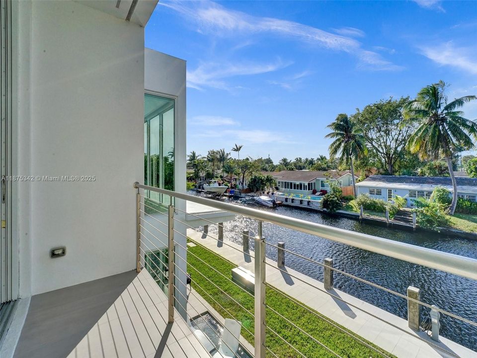 В аренду: $21,900 (4 спален, 3 ванн, 3804 Квадратных фут)