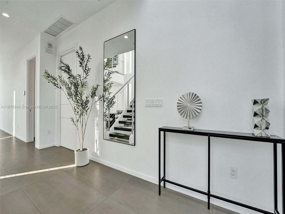 В аренду: $21,900 (4 спален, 3 ванн, 3804 Квадратных фут)