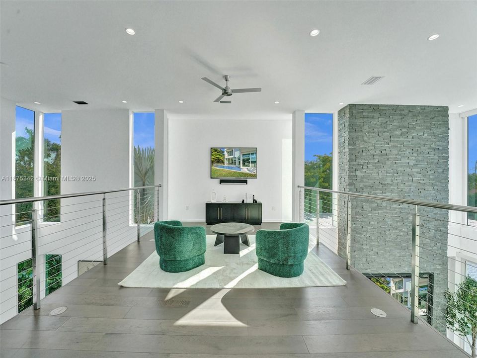 В аренду: $21,900 (4 спален, 3 ванн, 3804 Квадратных фут)