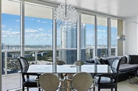 Active With Contract: $7,000 (2 beds, 2 baths, 1458 Square Feet)