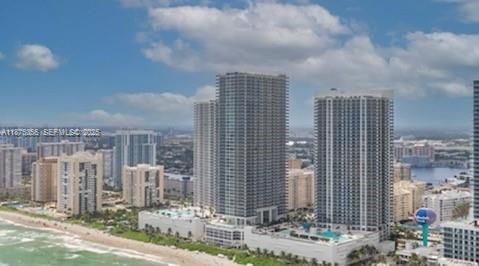 Active With Contract: $7,000 (2 beds, 2 baths, 1458 Square Feet)