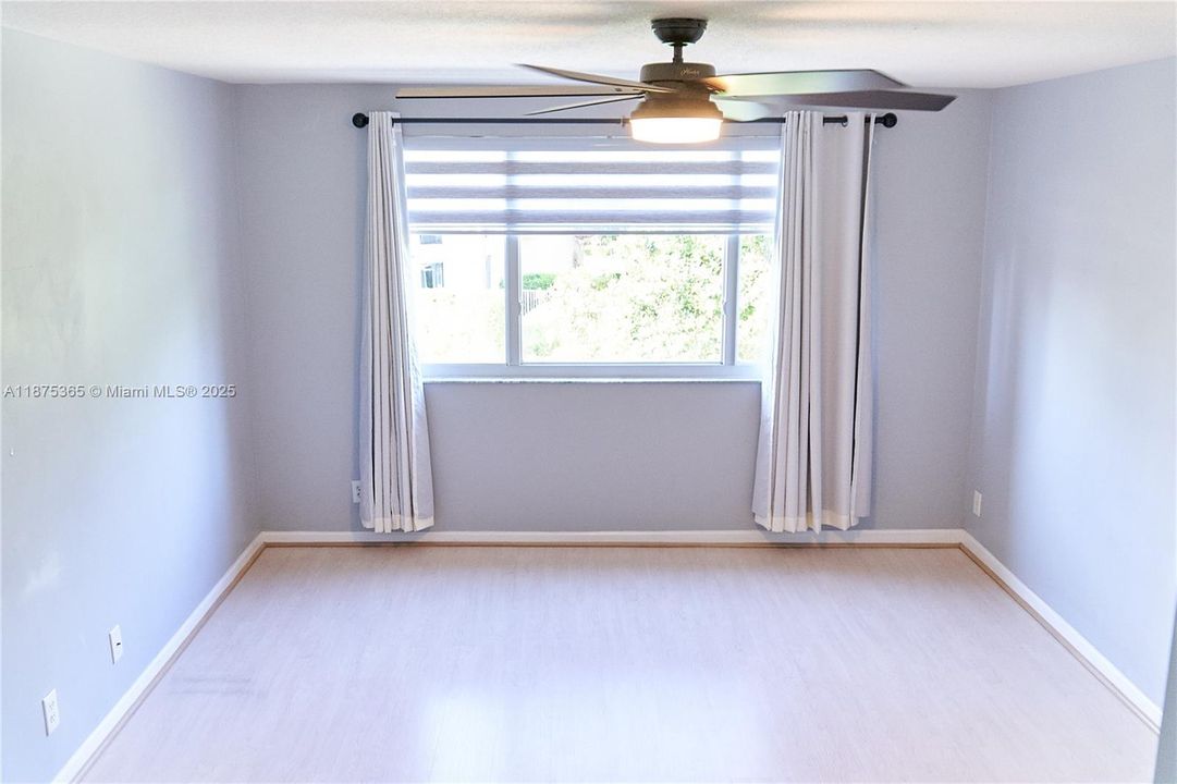 出租: $3,950 (3 贝兹, 2 浴室, 1623 平方英尺)