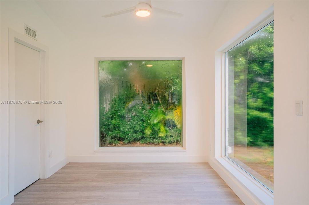 最近租的: $3,900 (4 贝兹, 2 浴室, 1468 平方英尺)