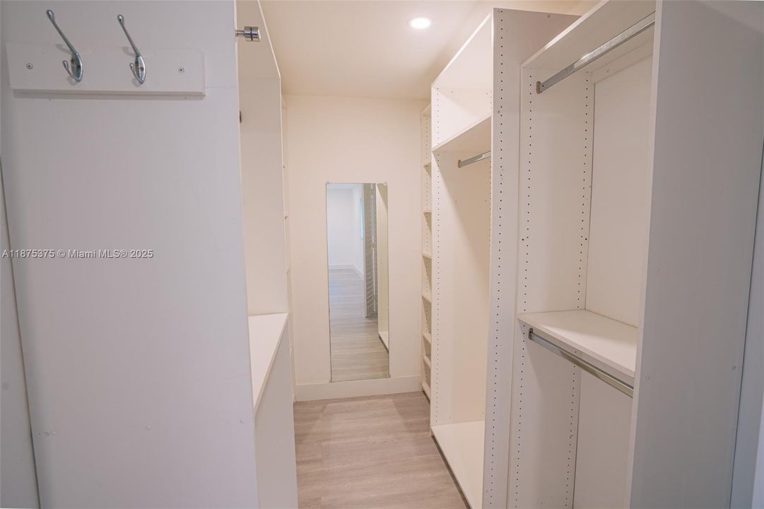 最近租的: $3,900 (4 贝兹, 2 浴室, 1468 平方英尺)