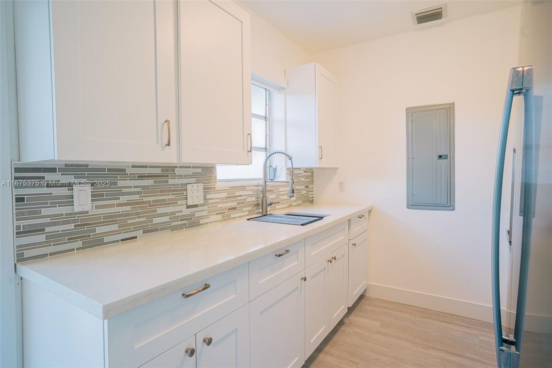 最近租的: $3,900 (4 贝兹, 2 浴室, 1468 平方英尺)