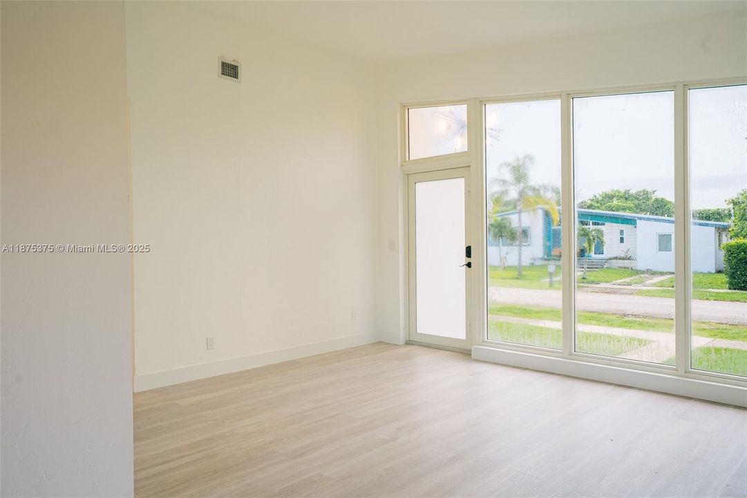 最近租的: $3,900 (4 贝兹, 2 浴室, 1468 平方英尺)